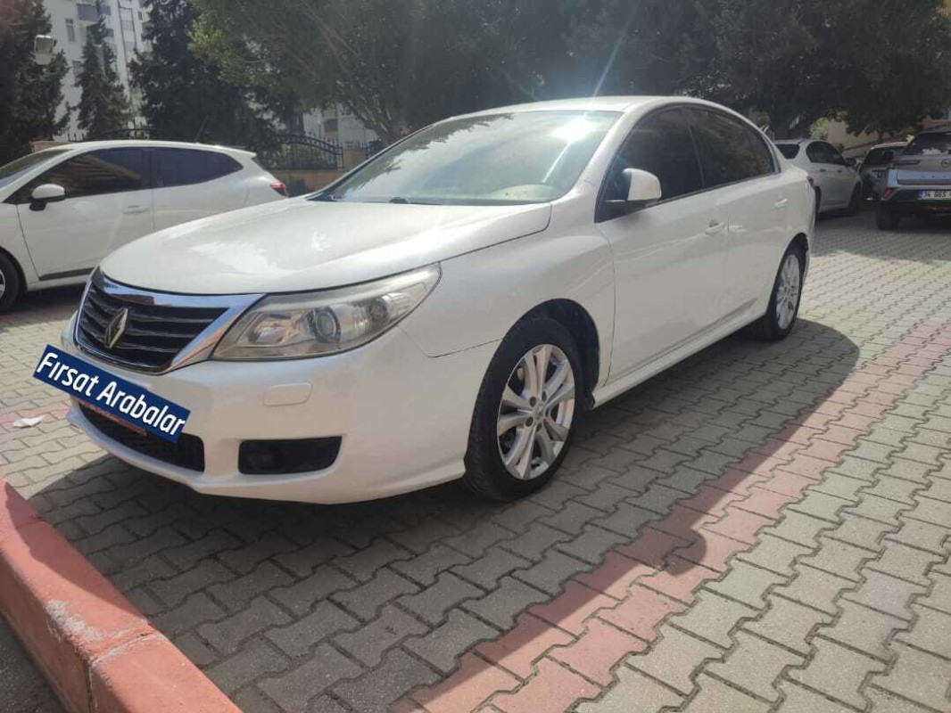Renault - Latitude
